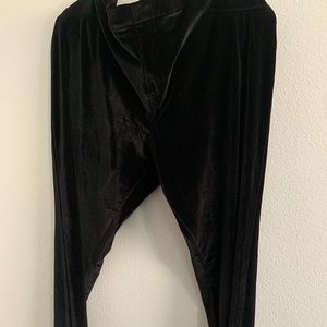 Velvet Black Leggings